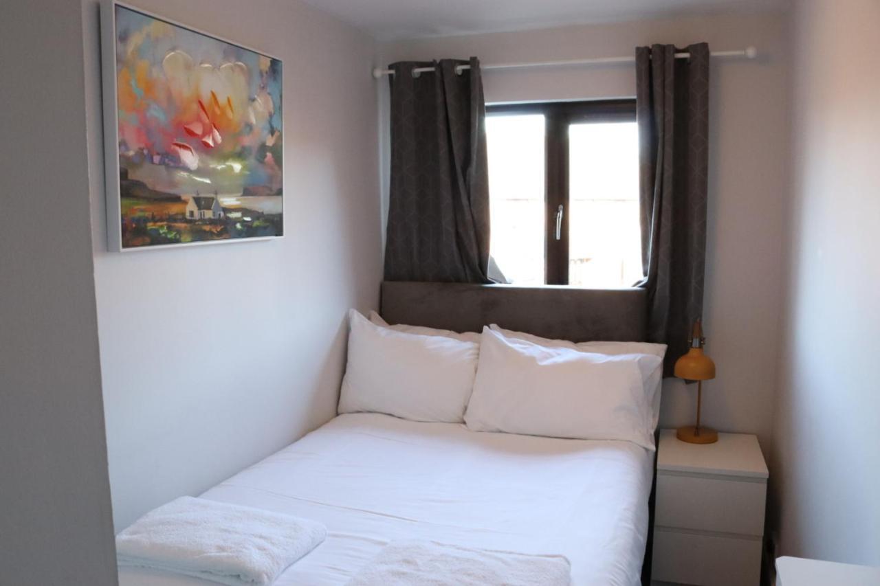 Garland Modern Apartment With Private Garden & Parking Dartford 5 Exterior foto