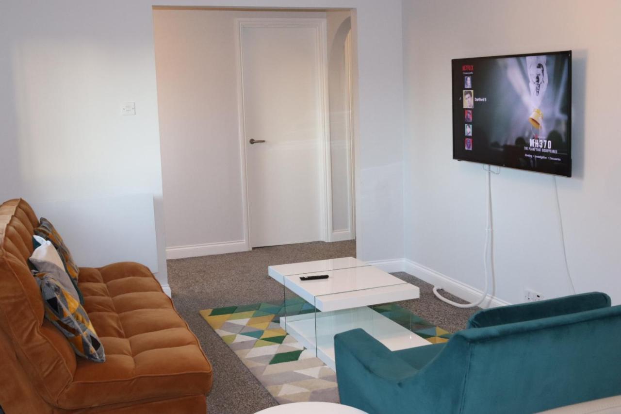 Garland Modern Apartment With Private Garden & Parking Dartford 5 Exterior foto