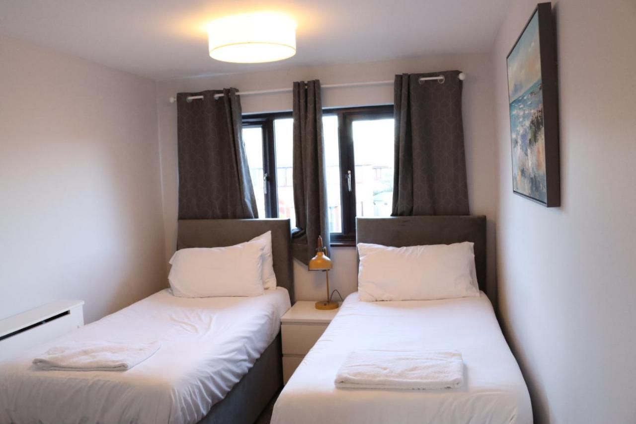 Garland Modern Apartment With Private Garden & Parking Dartford 5 Exterior foto