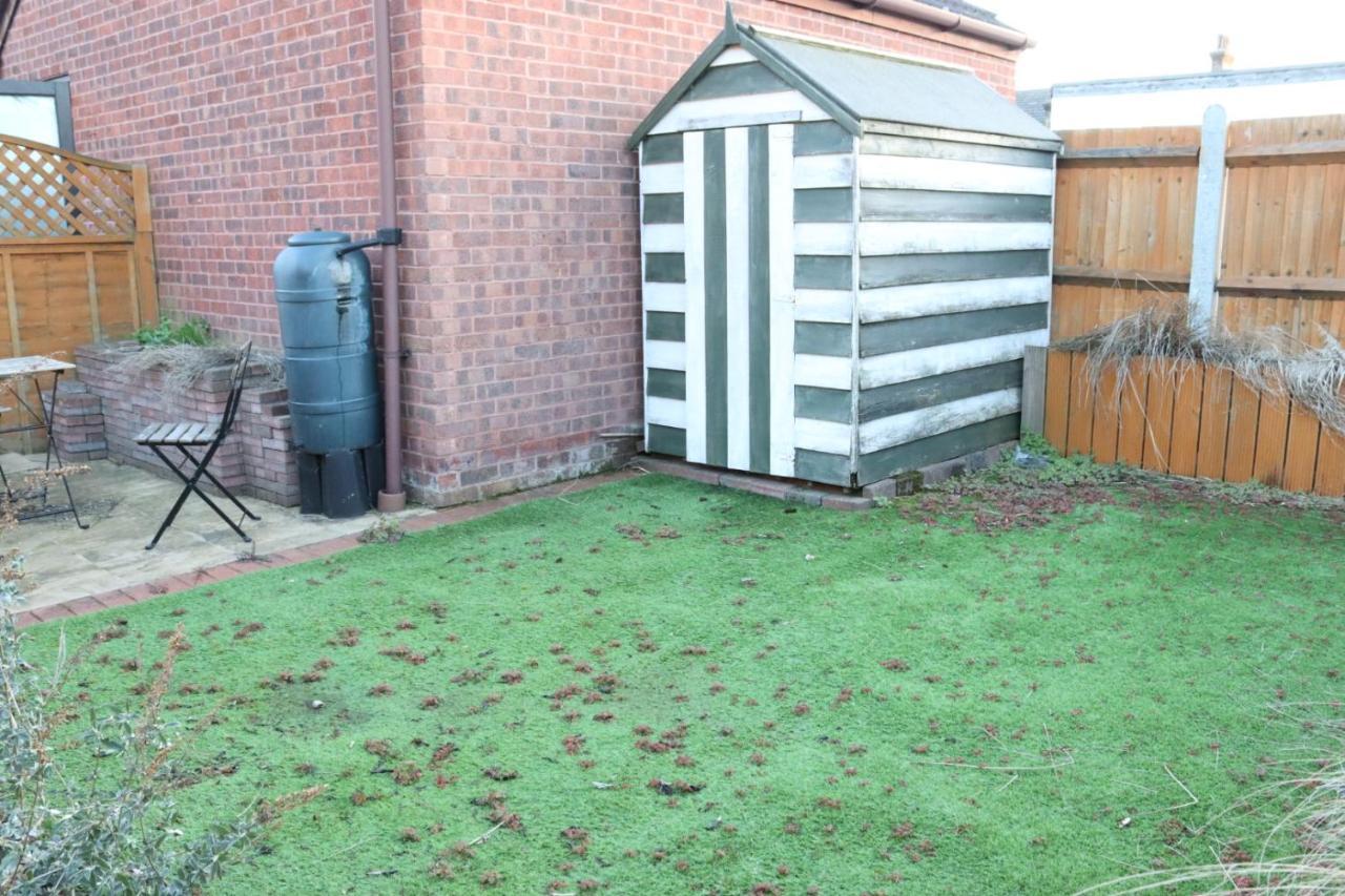 Garland Modern Apartment With Private Garden & Parking Dartford 5 Exterior foto